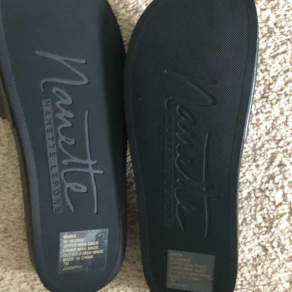 Nanette Lepore black/ silver flower sandals 7 - Picture 4 of 8